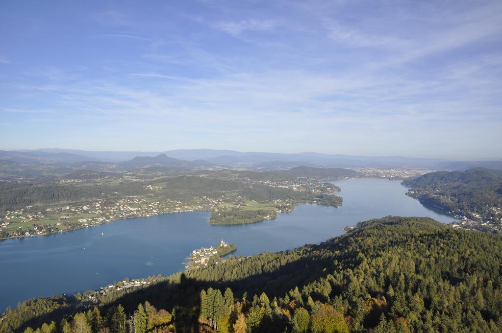 Ferienhaus Manuela Velden am Woerthersee Bilik gambar